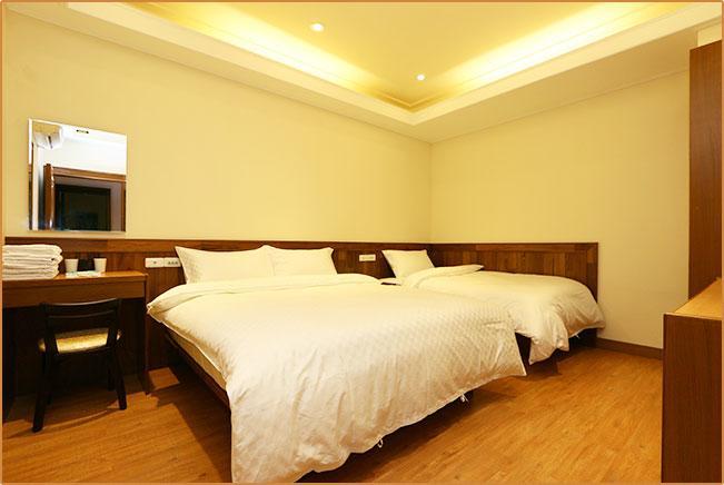 Happy Owner B&B Ruisui Bagian luar foto