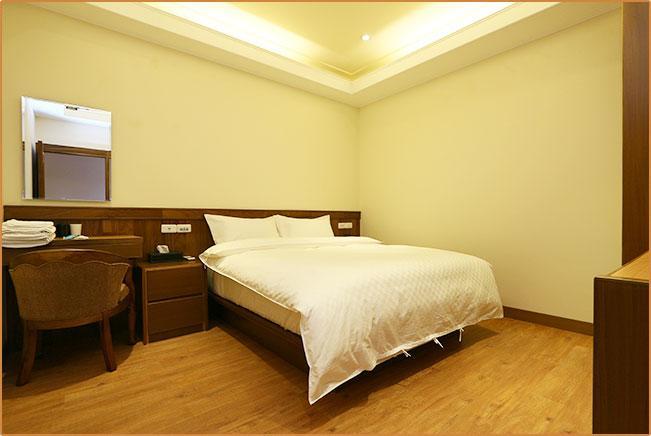 Happy Owner B&B Ruisui Bagian luar foto